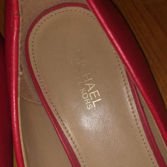 Michael Kors Red Flats, size 7.5M - Picture 2 of 4